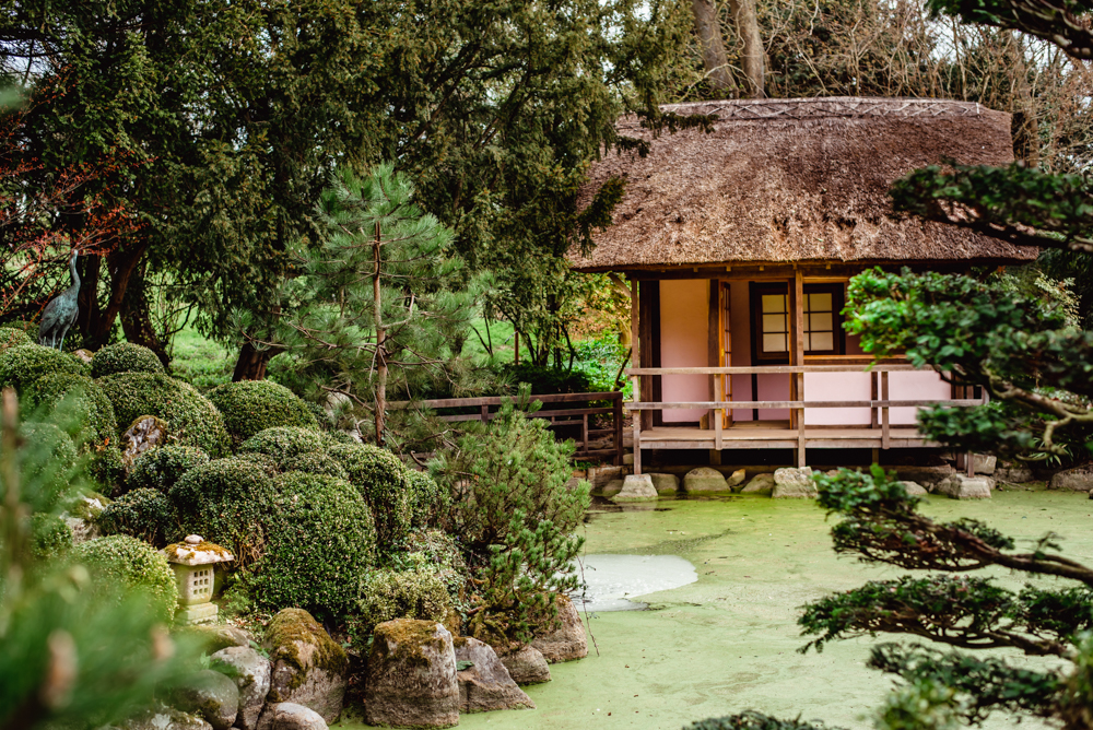 romantic garden Le Manoir aux Quat'Saisons hotel 