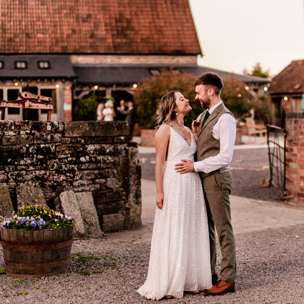 natural relaxed wedding milton end farm cotswolds