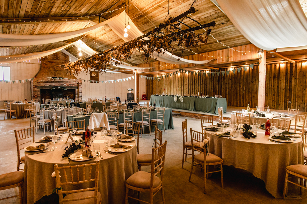 barn wedding venue cotswolds table settings