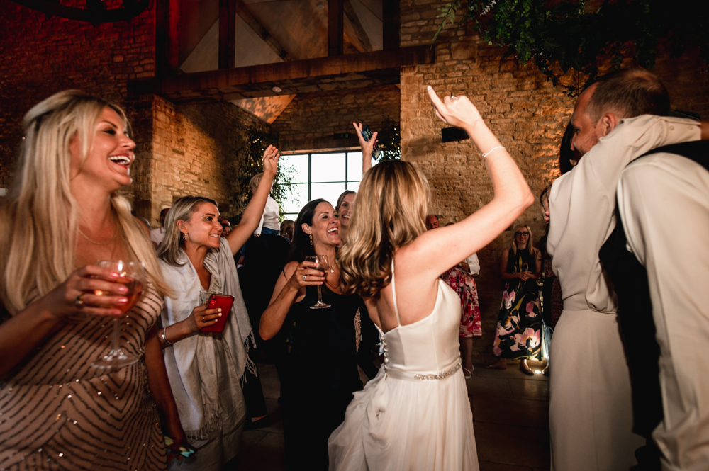 wedding dancing old gore barn 