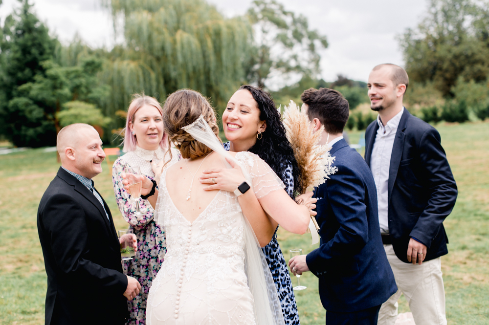 natural wedding photos