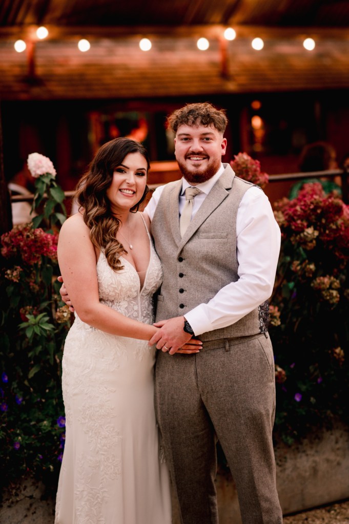 bride and groom bright colourful wedding photography