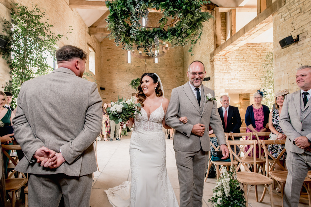 wedding ceremony old gore barn cotswolds