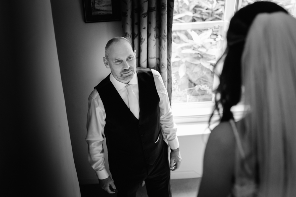 dad first look wedding