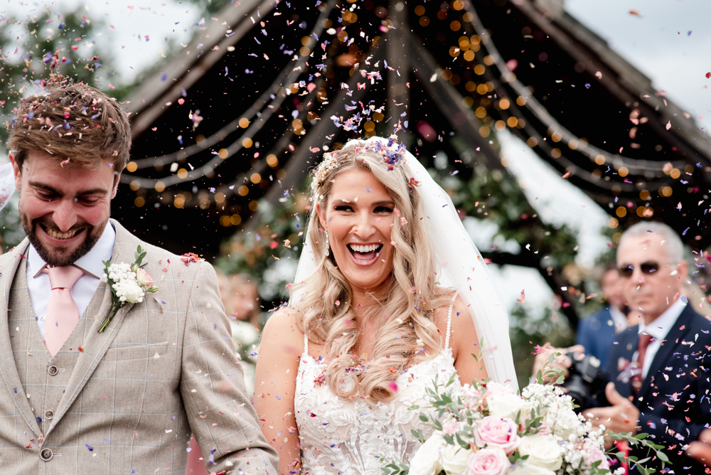 confetti wedding cotswolds