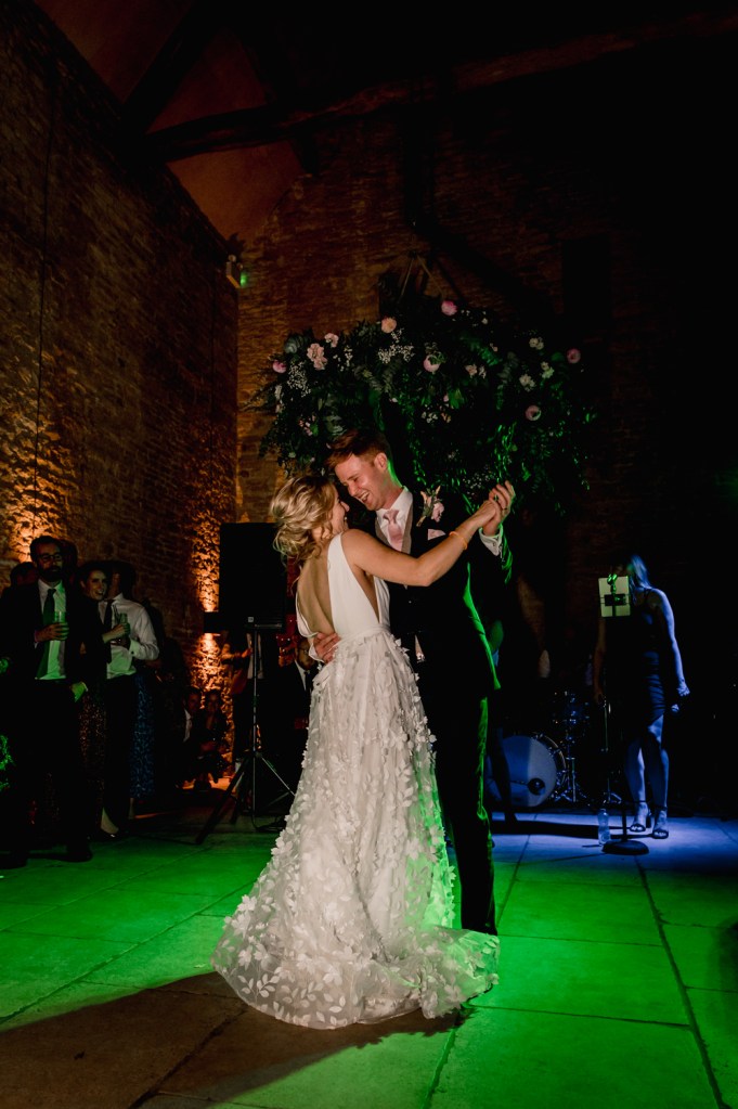 first dance barn wedding 