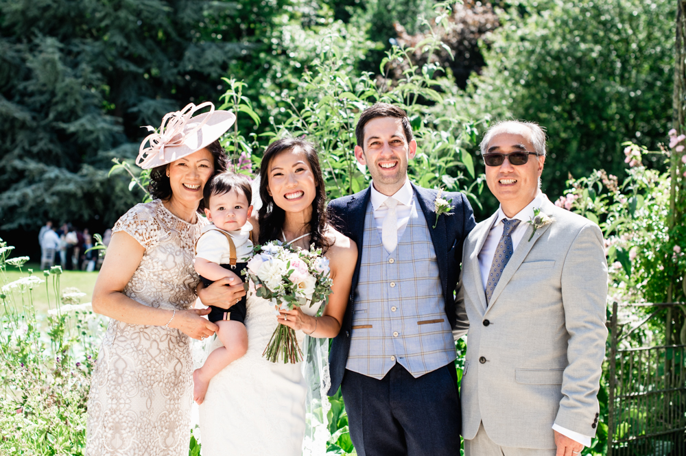 family group shots wedding