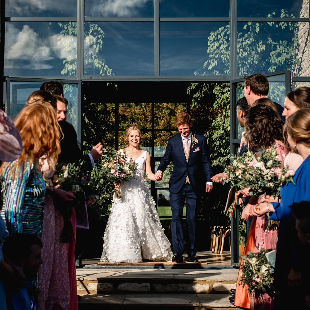 wedding confetti old gore barn cotswolds