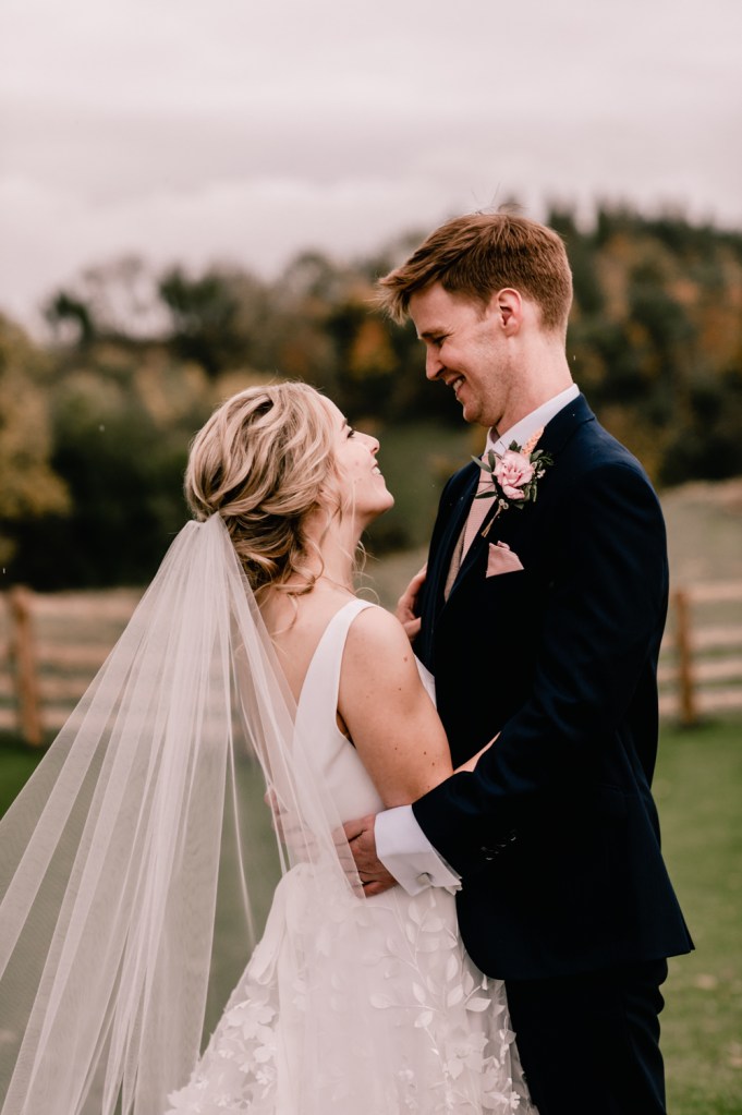 bride and groom countryside uk