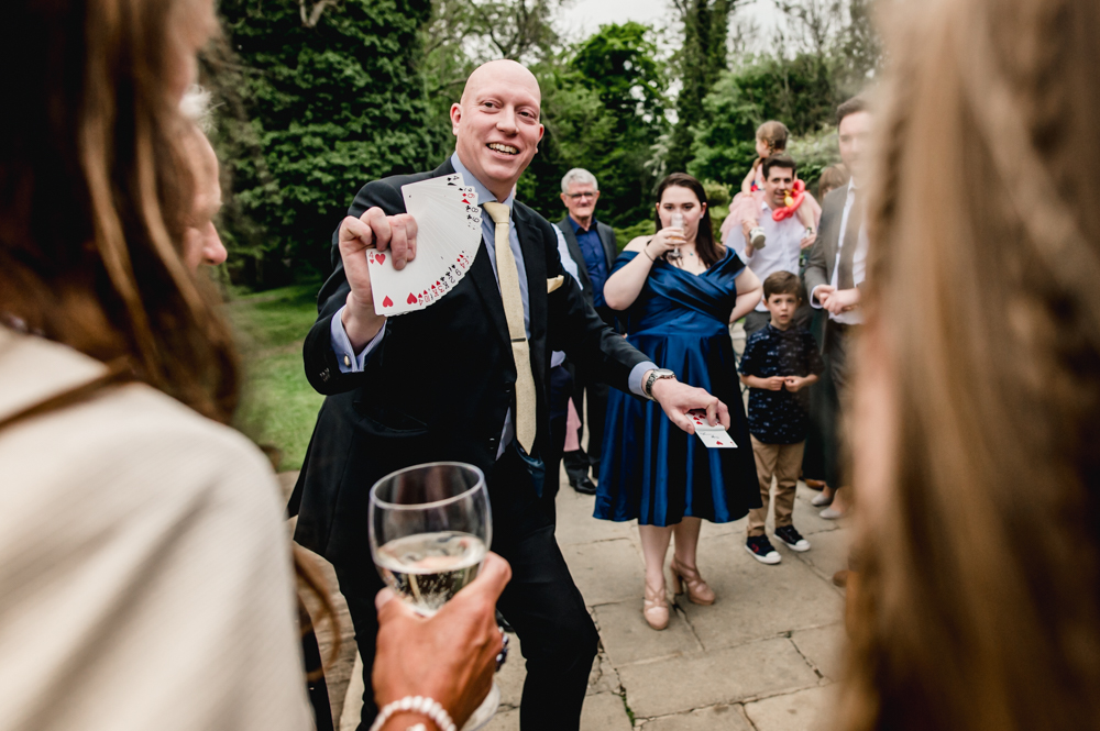 magicial cotswolds card tricks