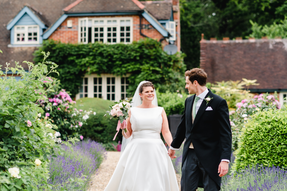 bride and groom english garden