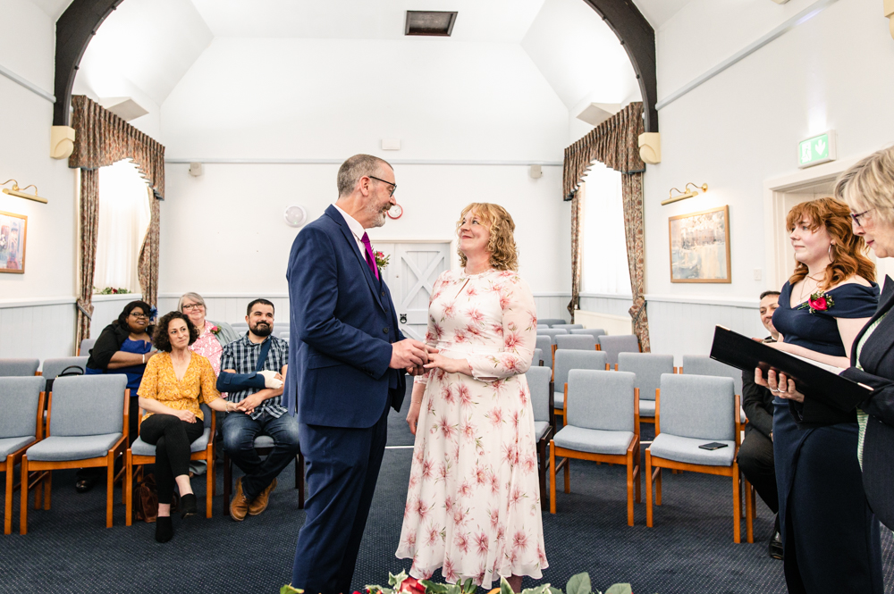 stroud registry office wedding 