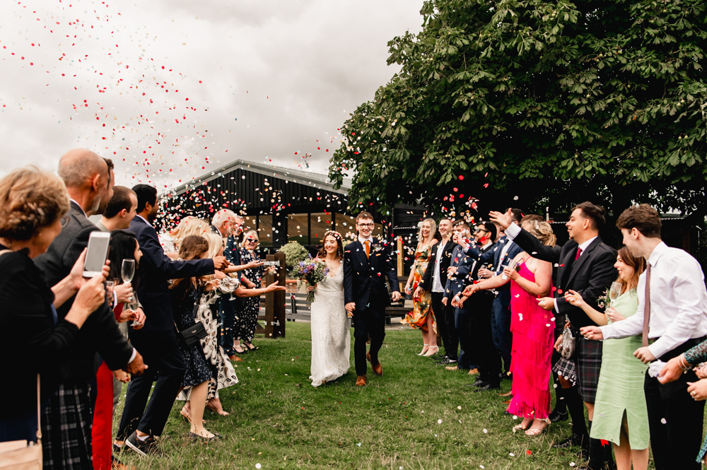 confetti wellington barn wiltshire.