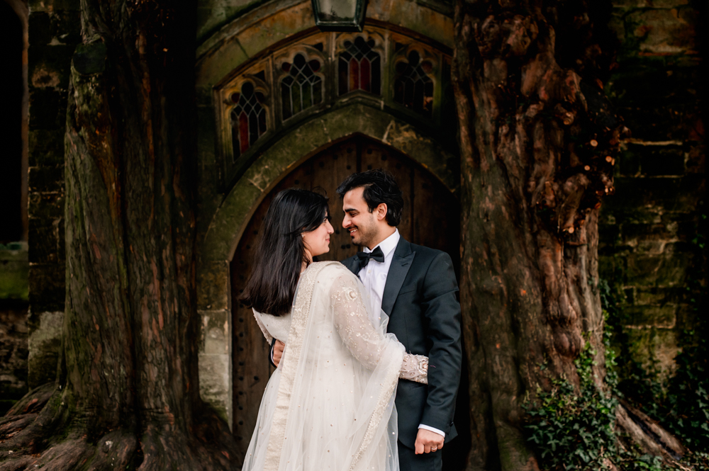 dark dramatic wedding photography