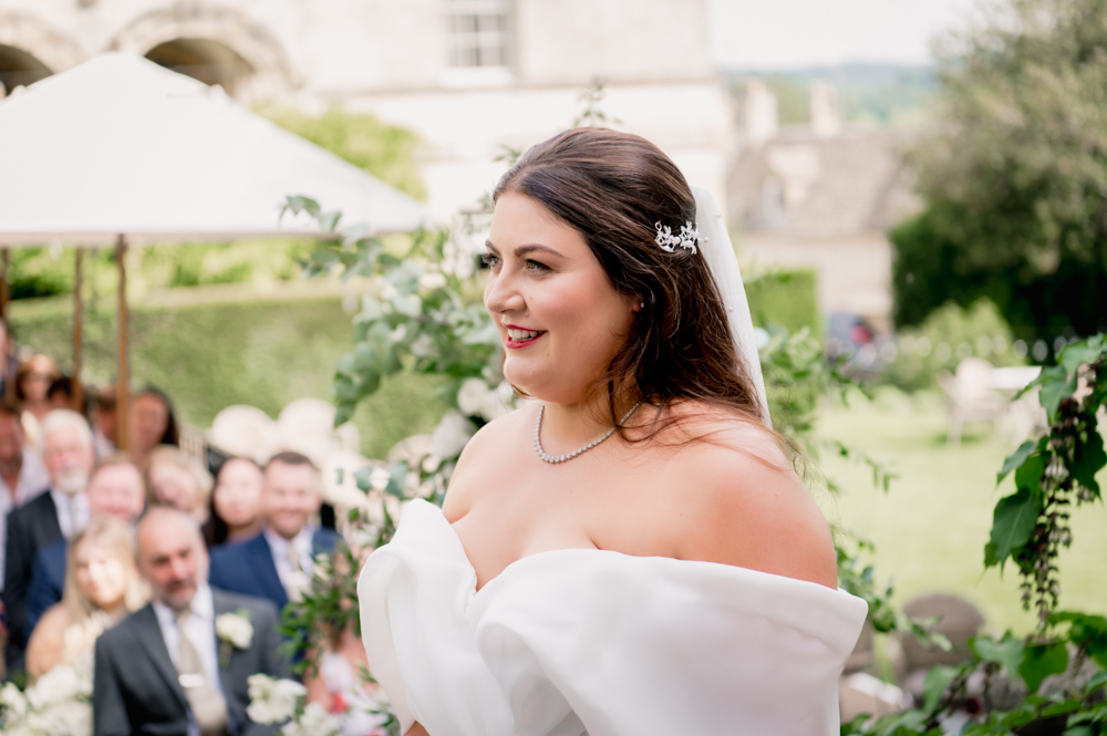 bride cotswolds