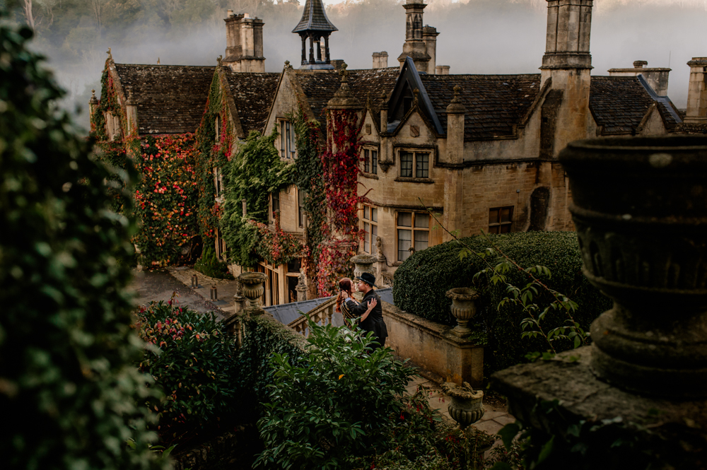 dramatic couples photo shoot