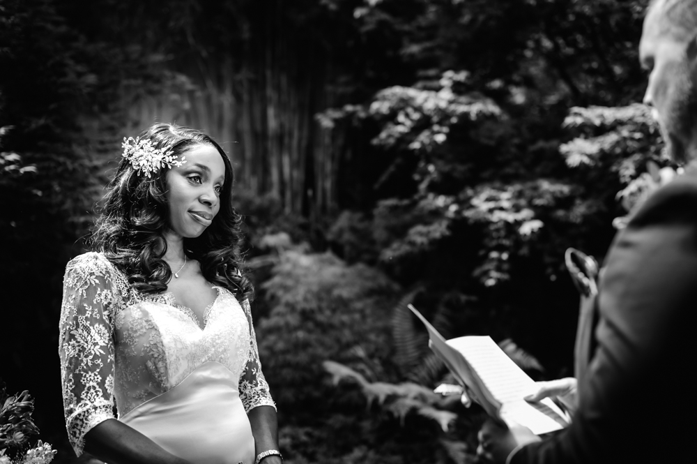 bride and groom matara centre wedding