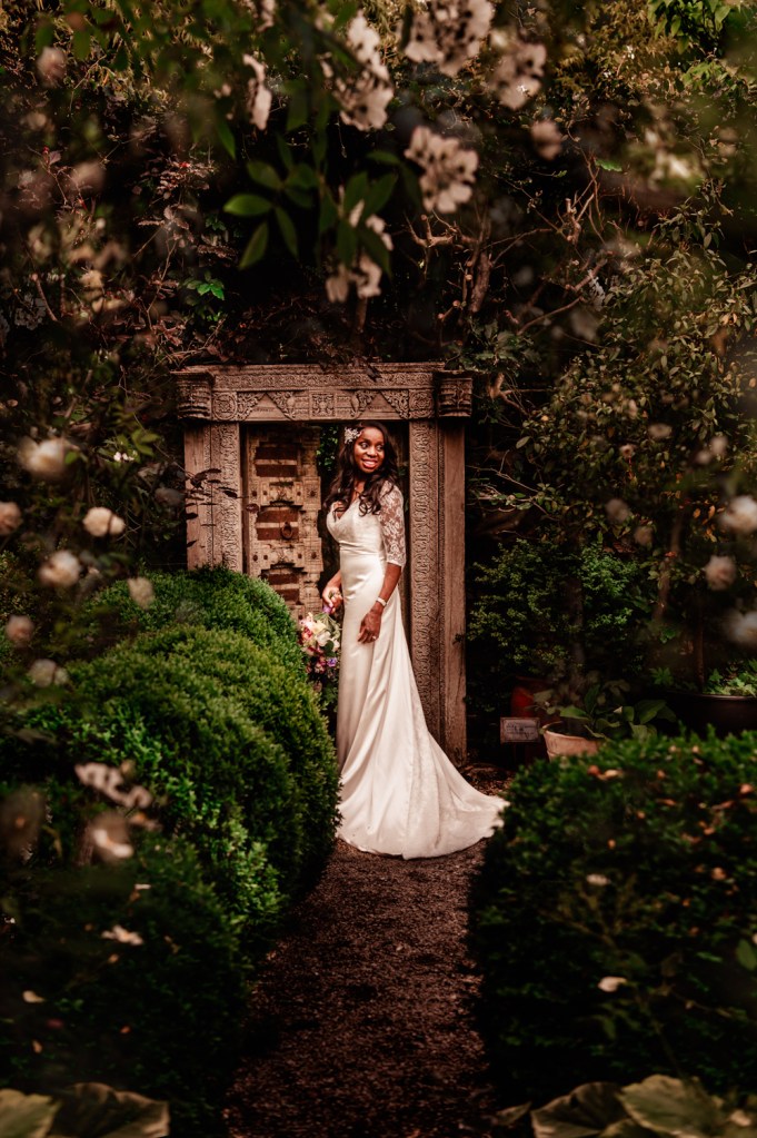 bride chinese doors matara centre wedding