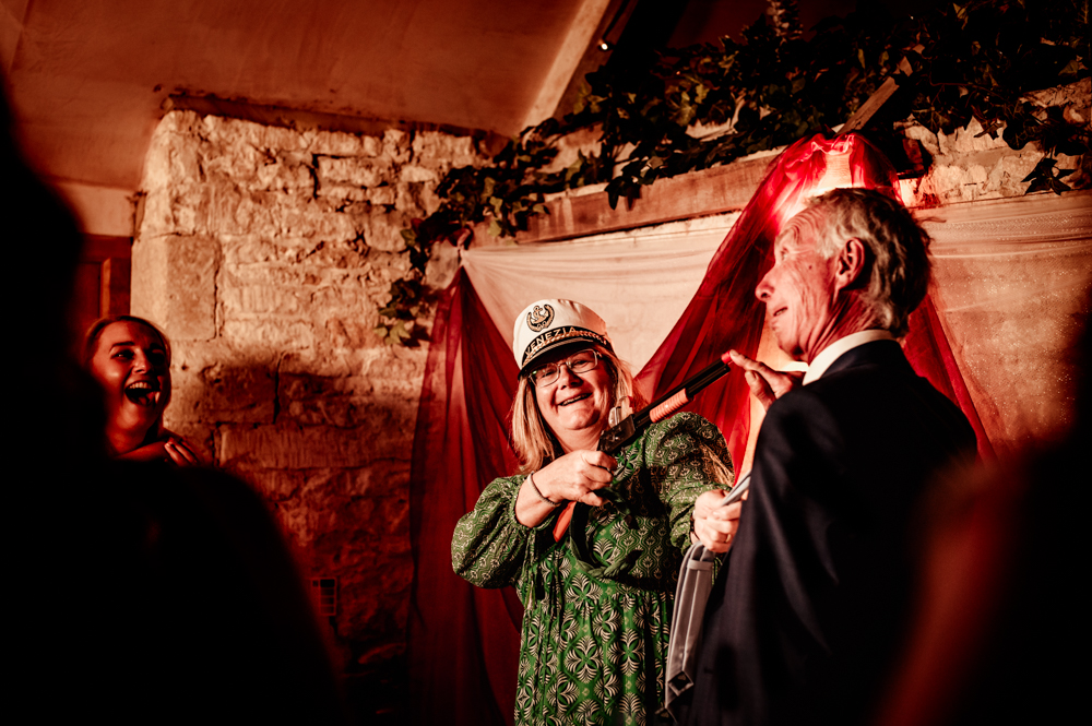 fun natural wedding photographer