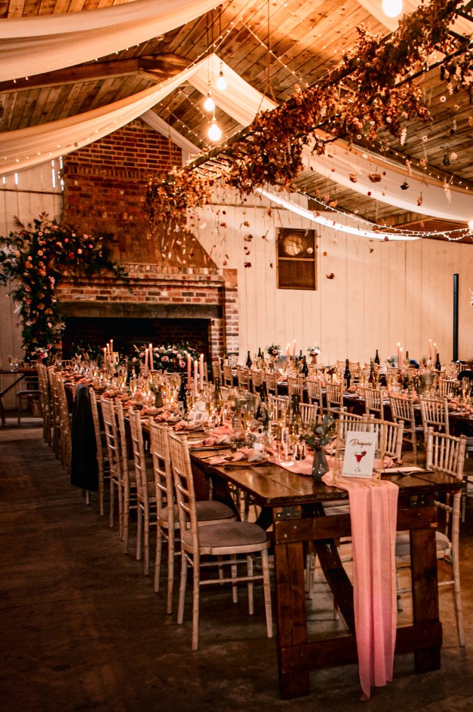rustic barn table settings pink