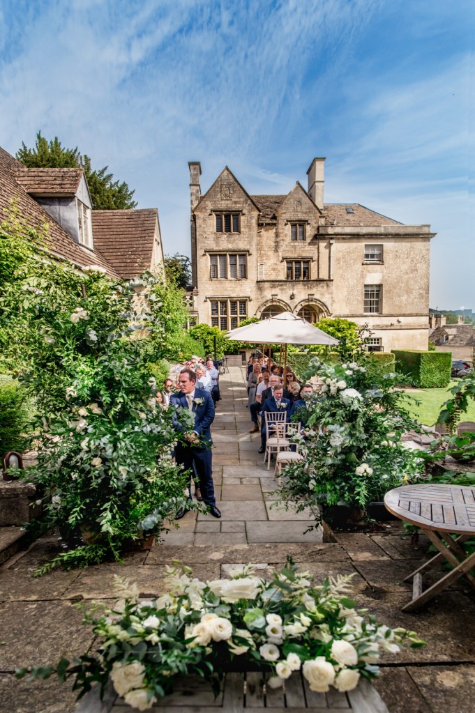 outdoor wedding venue cotswolds