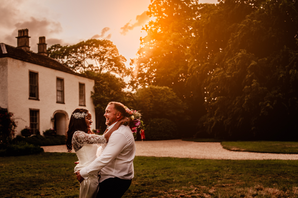 dramatic sunset wedding matara centre