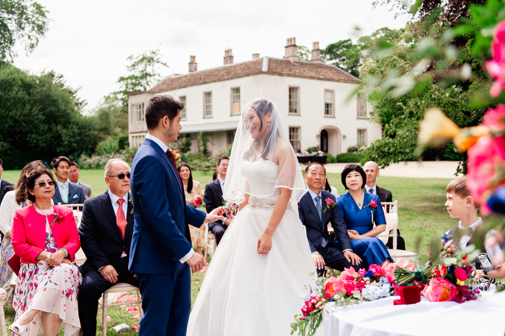 outdoor wedding cotswolds