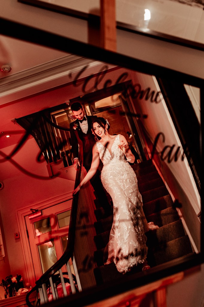 colourful  wedding Painswick cotswolds