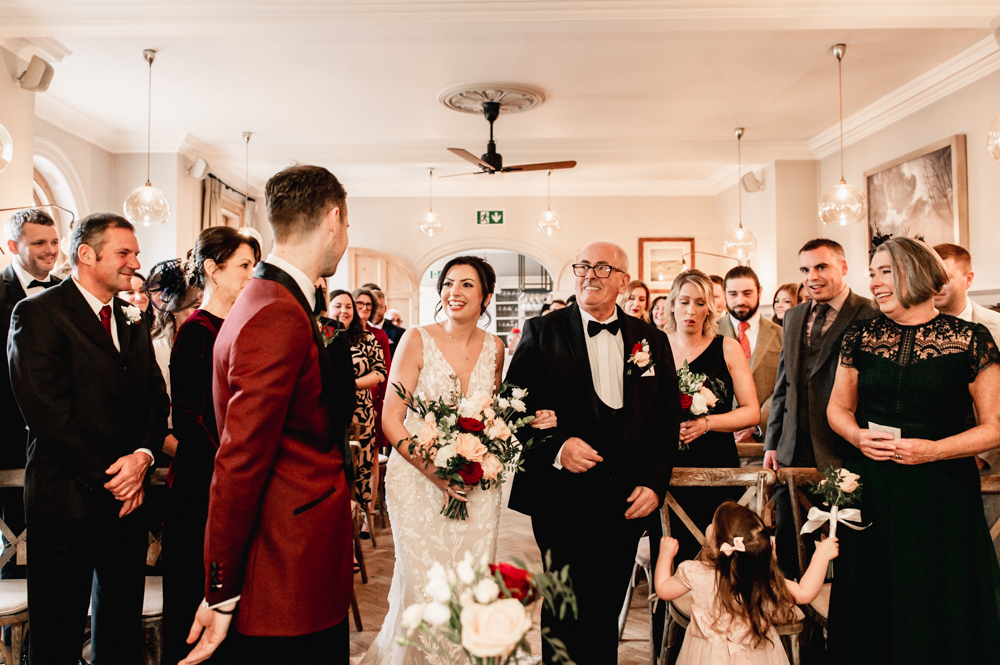 natural wedding photography Painswick Stroud