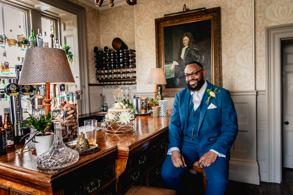 cotswold wedding burleigh court bar