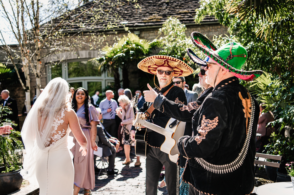 wedding band mariachi mexican england