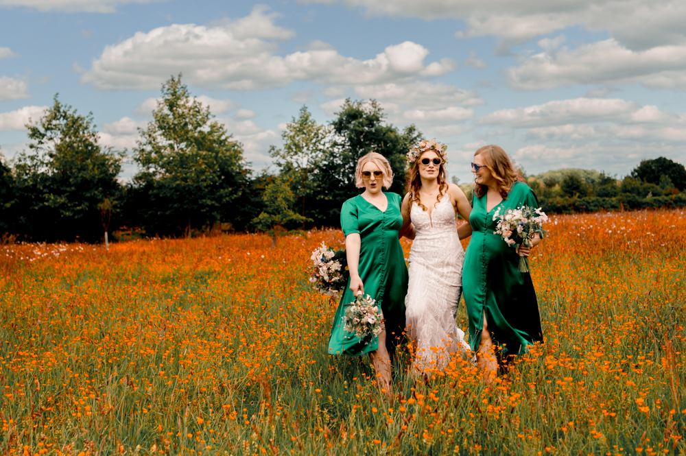 stunning wedding photos colourful meadow