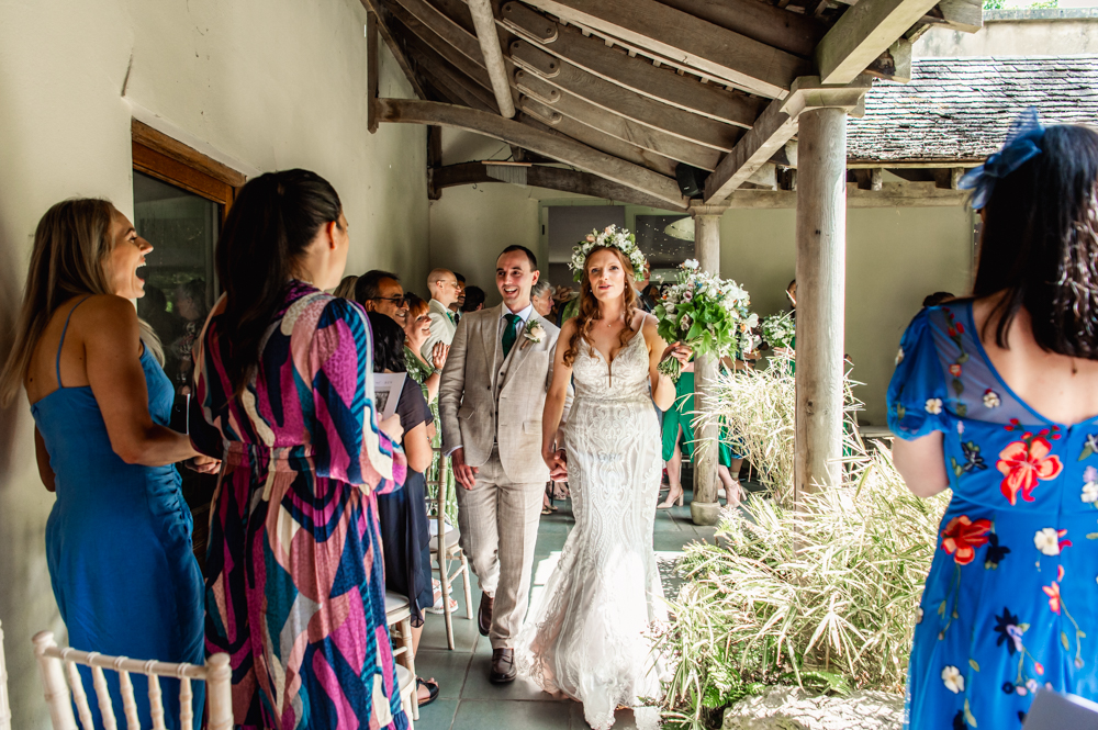 relaxed colourful wedding