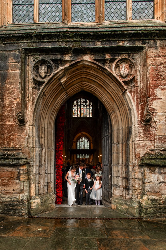 magnificent church wedding photos 