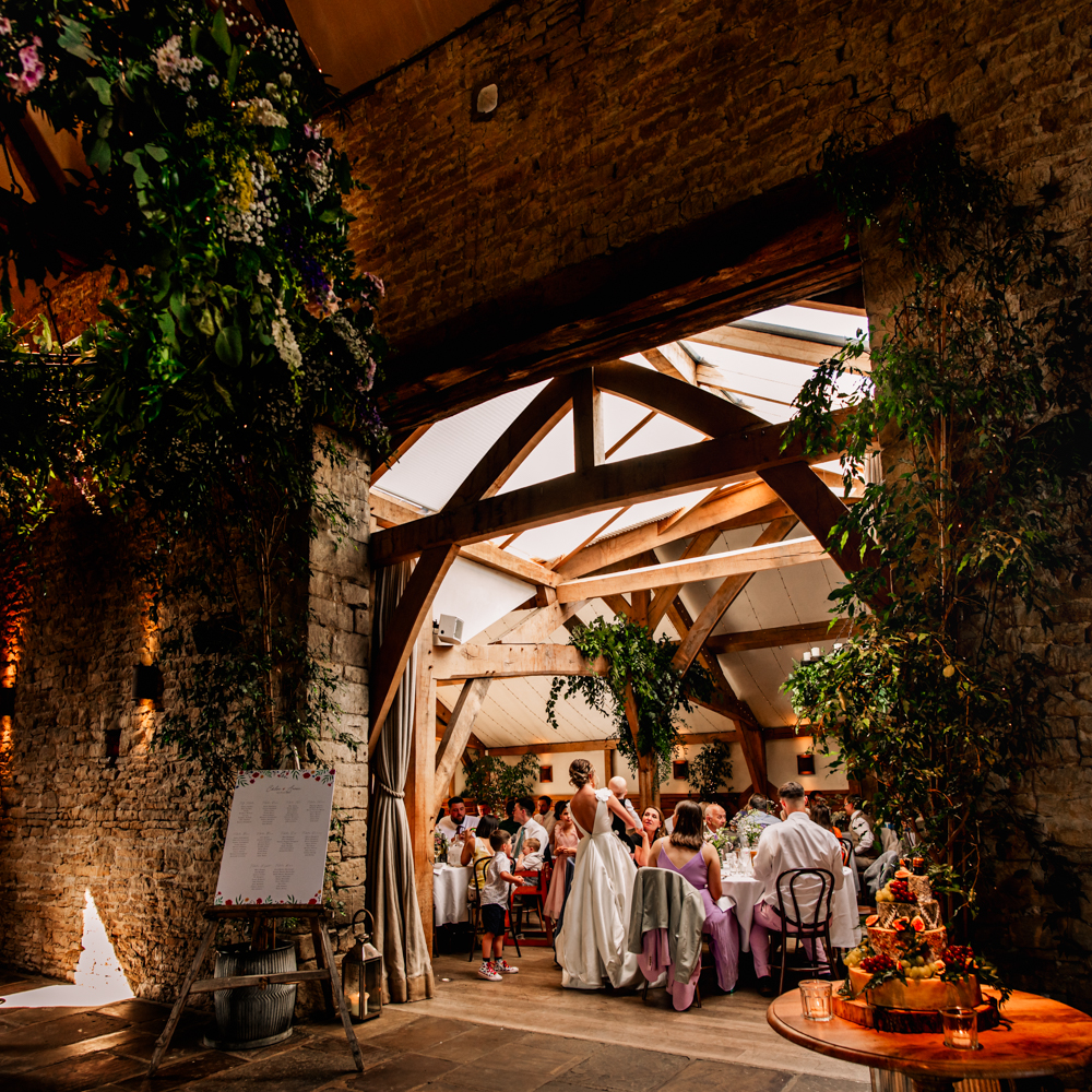 wedding rustic barn