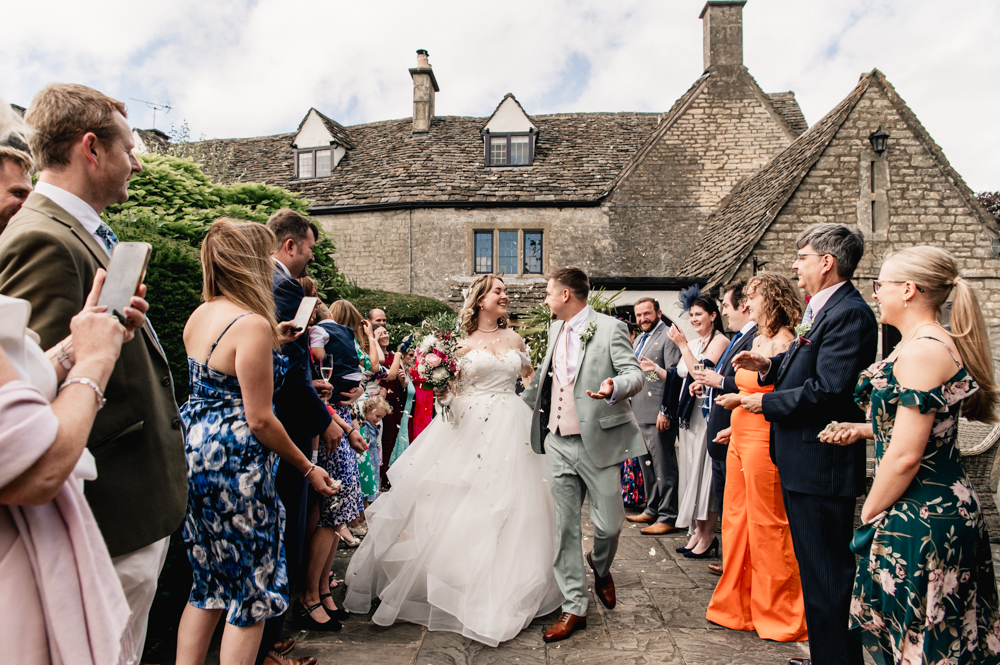 confetti the bear hotel stroud