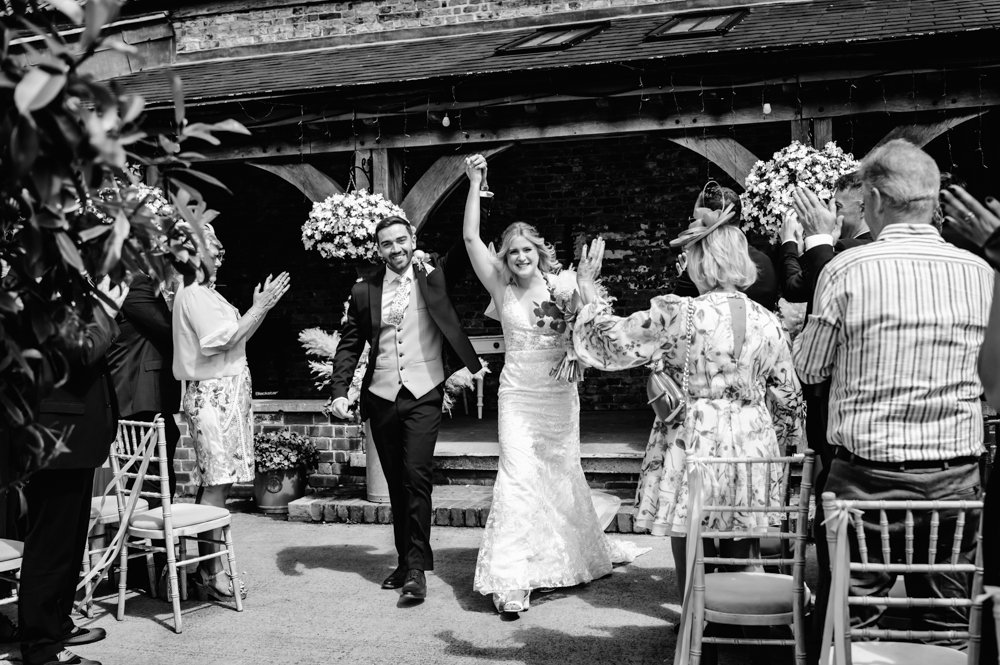 milton end barn natural wedding photography 