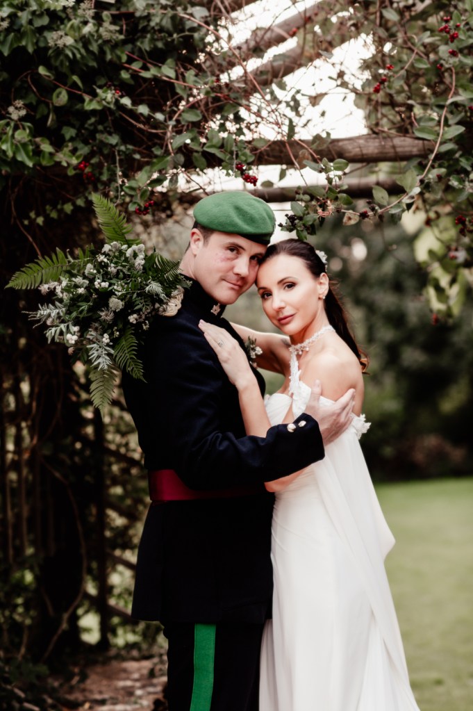 stunning autumn wedding bride and groom 