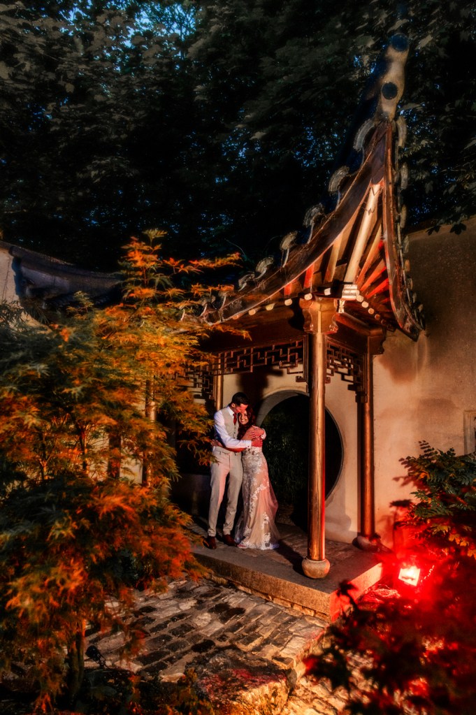 wedding arch unique venue cotswolds