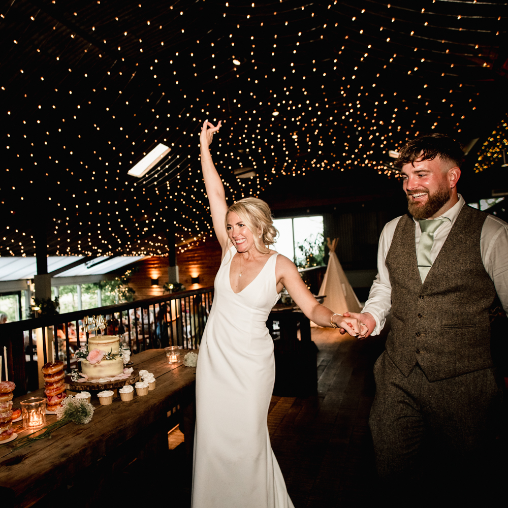 stone barn cotswolds wedding