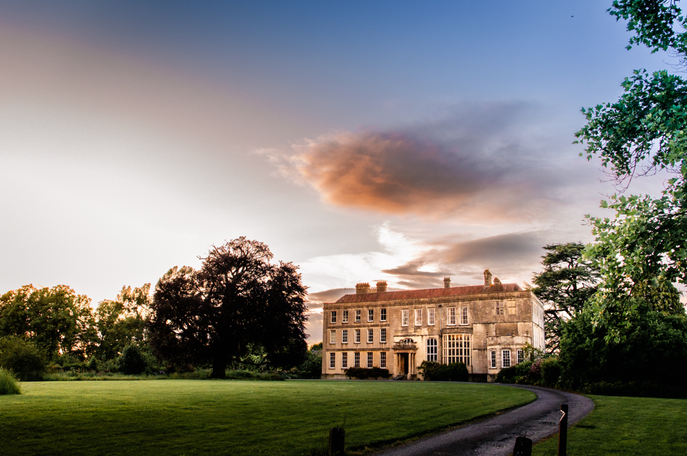 sunset manor elmore court