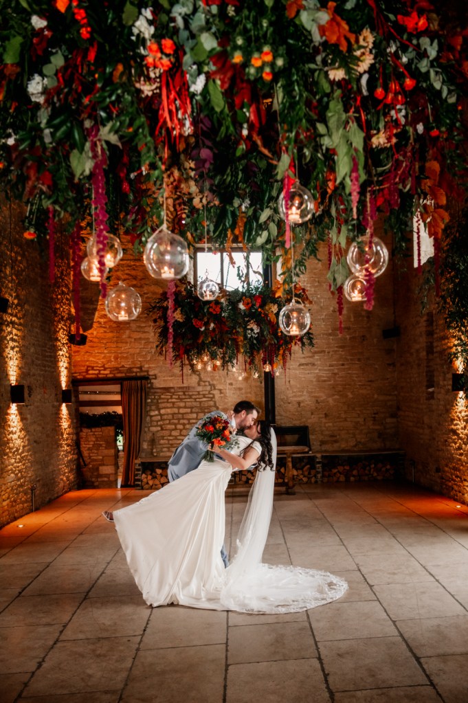 flower wheel wedding