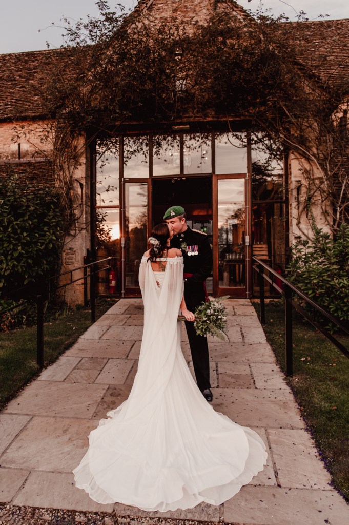 couple great tythe barn wedding cotswolds