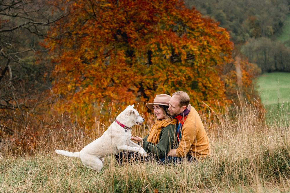 couple and dog autumn countryside cotswolds