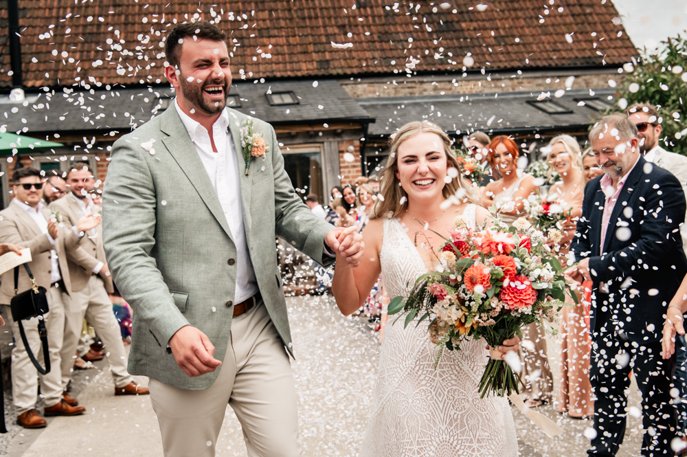 confetti milton end barn 