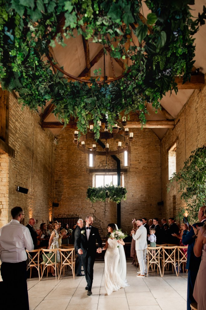 old gore barn wedding ceremony