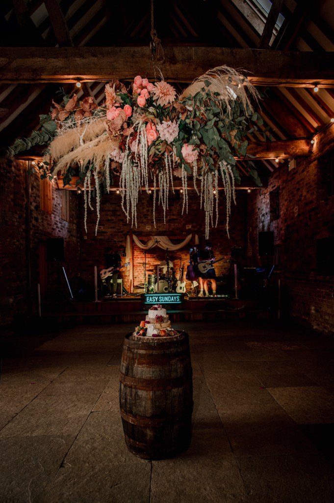 wedding barn rustic cotswolds