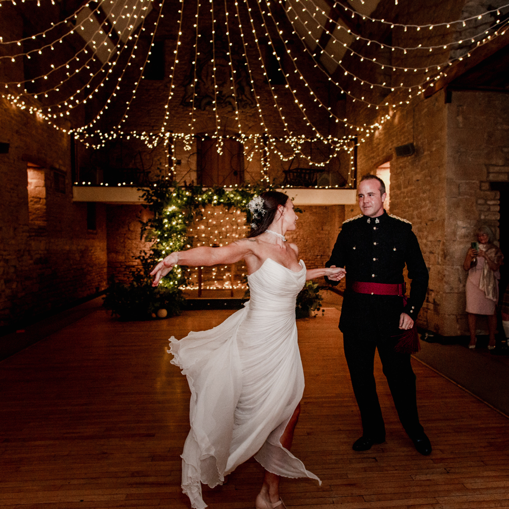 cotswold wedding dancing
