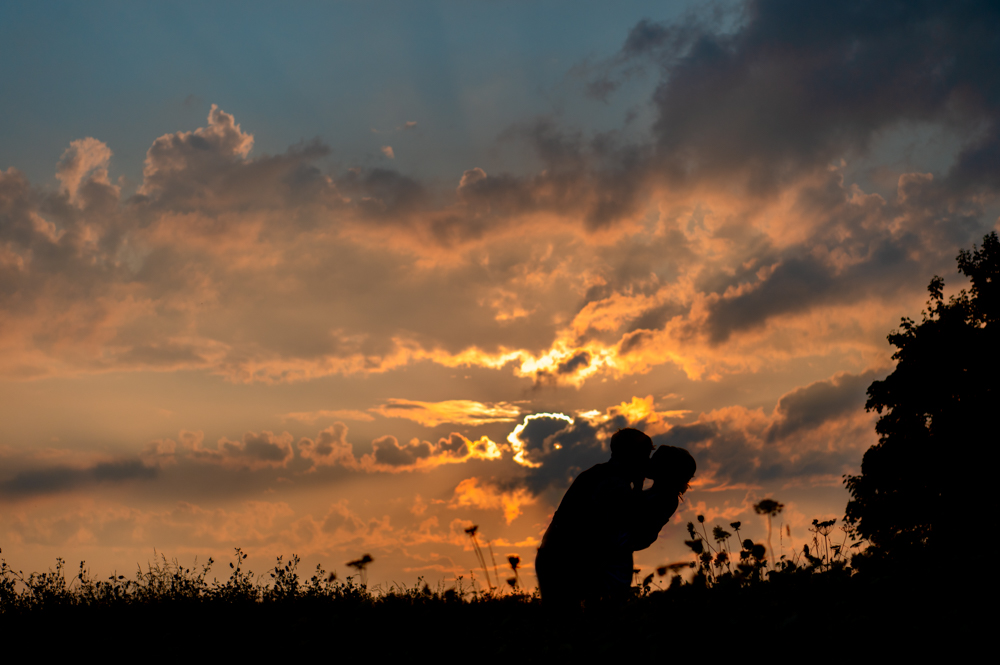 stunning sunset sky silhouette wedding