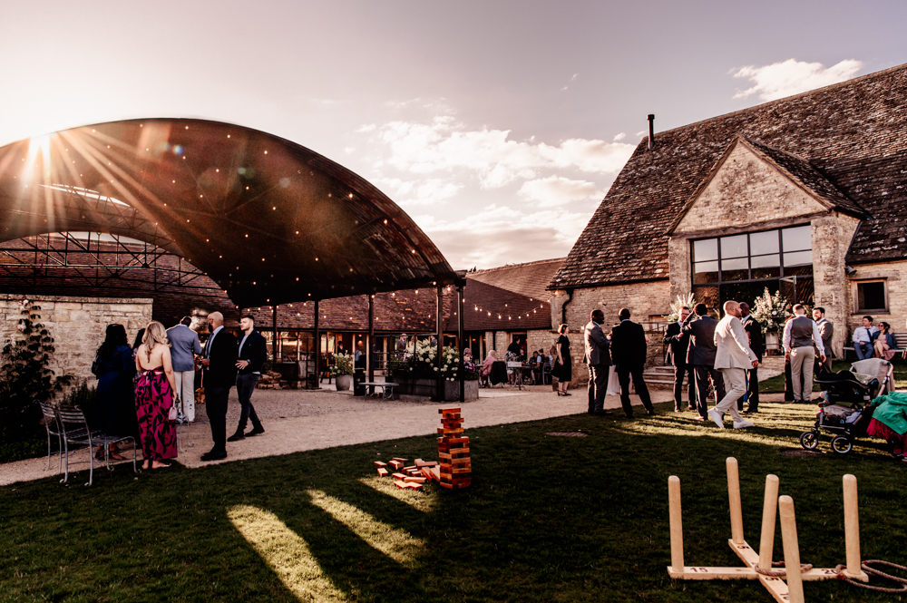 old gore barn  cotswolds wedding
